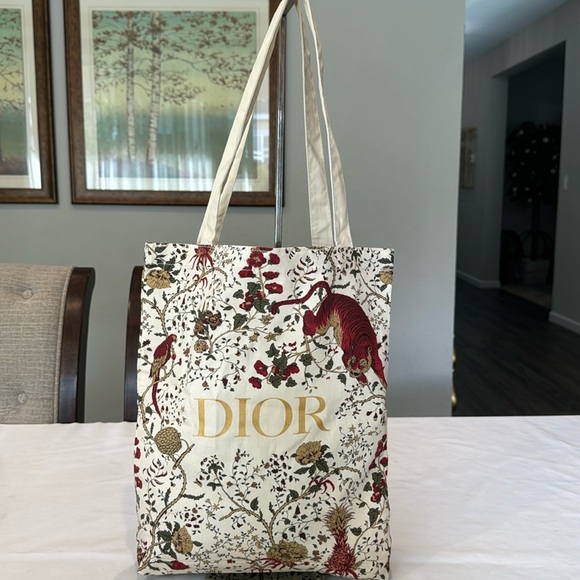 New Dior VIP canvas tote bag - Picture 1 of 9
